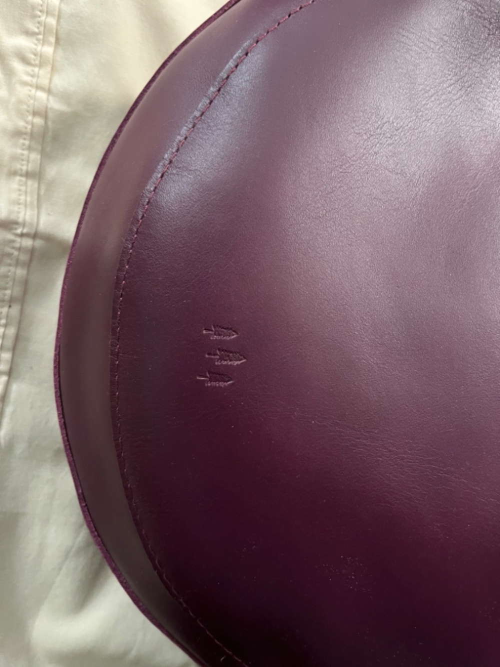 Portland Leather Koala Sling Bag - Picture 2 of 5